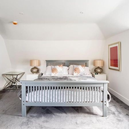 The Secret, Stylish & Spacious En Suite In Blandford Forum, Dorset Bagian luar foto